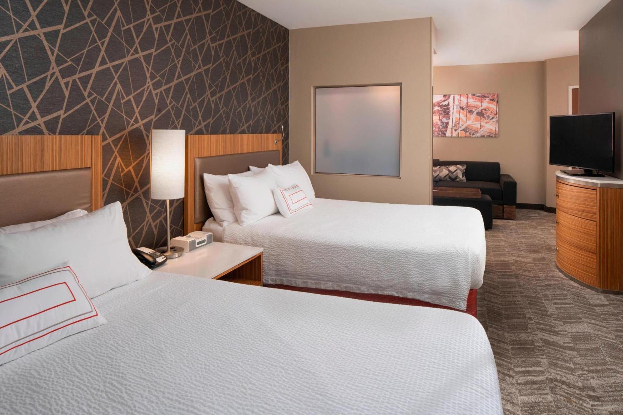 Springhill Suites St. Louis Airport/Earth City Бріджтон Екстер'єр фото